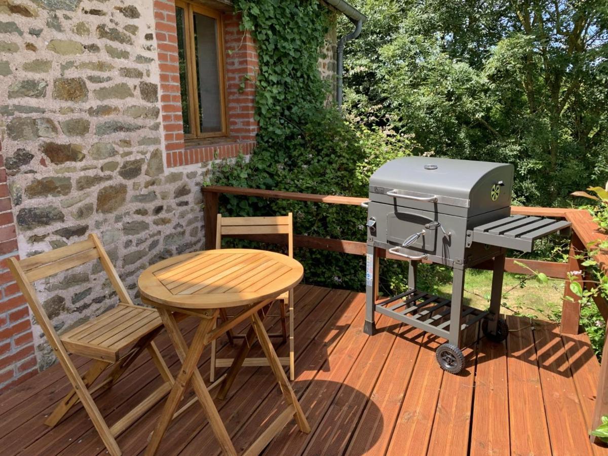 Les Rouges Terres Gites - La Vieille Grange Saint-Amand  Exterior foto